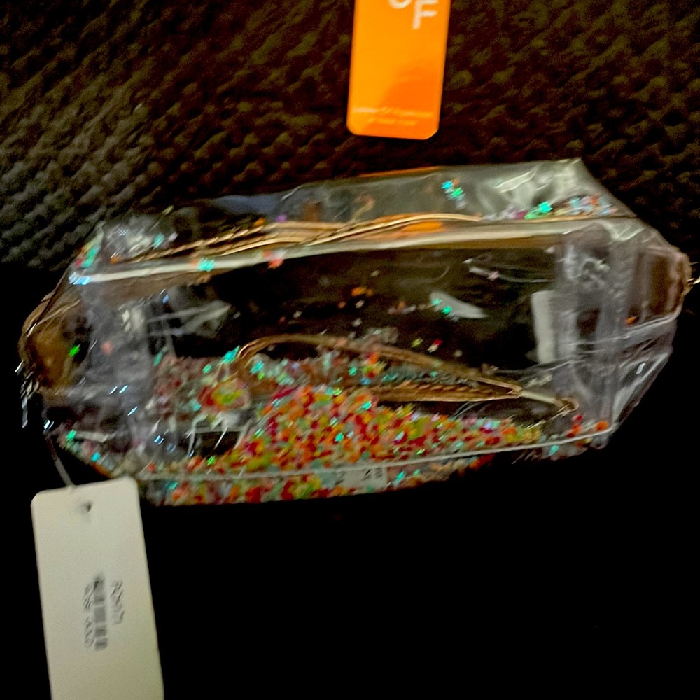 Rose 🌹 Gold clear make up bag/ !can be a purse has a wristlet !